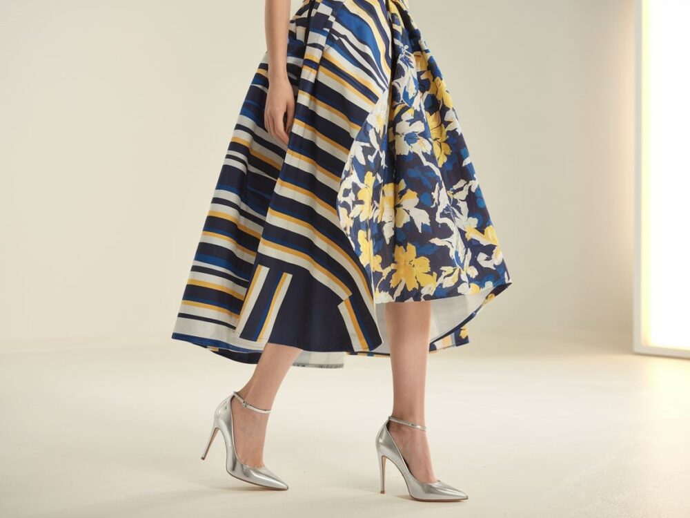 stylizacja z srebrnymi szpilkami