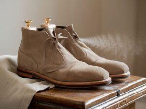 pielęgnacja zamszowych kozaków