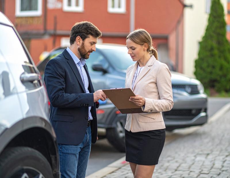 Sprzedaż samochodu do skupu aut w Żninie – szybka wycena i formalności przy pojeździe